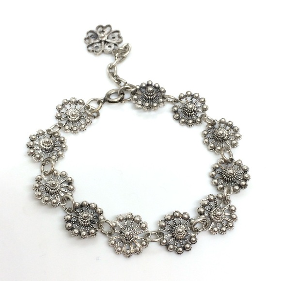 VINTAGE 925 STERLING SILVER FLOWER FILIGREE BRACELET OPEN WORK DAINTY FEMININE - Picture 1 of 10